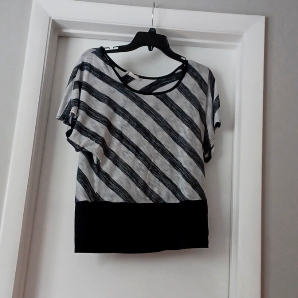 Women's Lavish Top